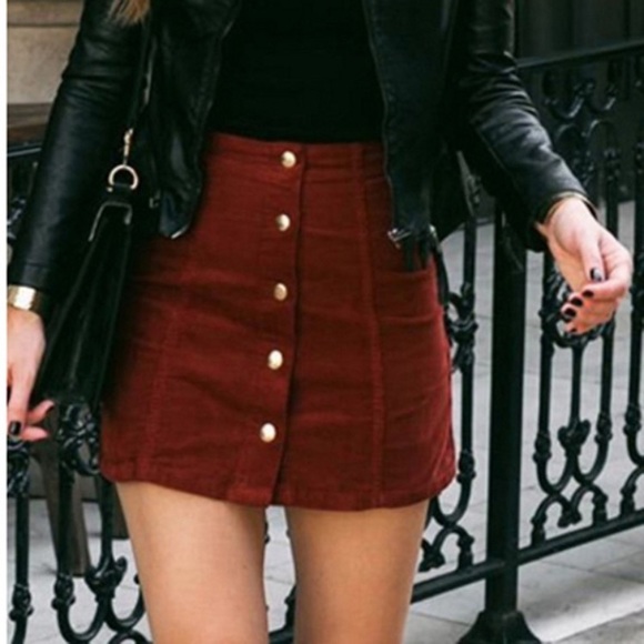 Urban Outfitters Dresses & Skirts - Trendy high waisted button up skirt
